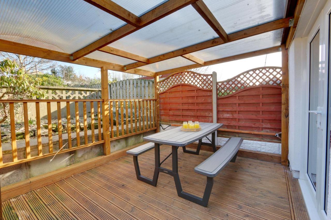 #Upmarket, Exceptional 4 Bed House, With Free Parking, Close To Amenities And Supermarkets Sheffield Exterior foto
